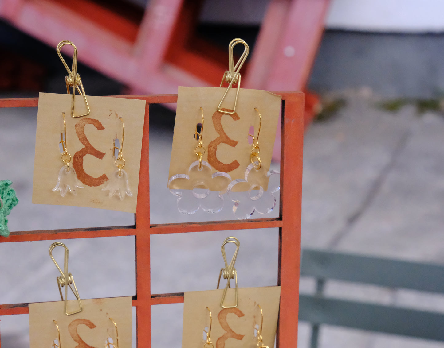 Earrings transparent flowers gold plated