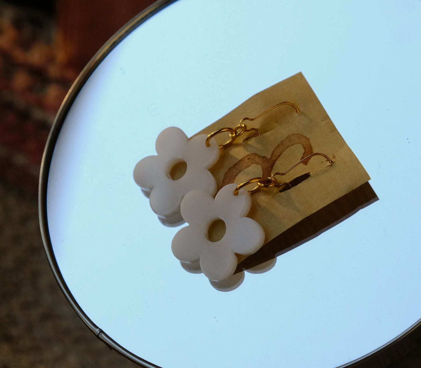 Earrings large white flowers gold plated