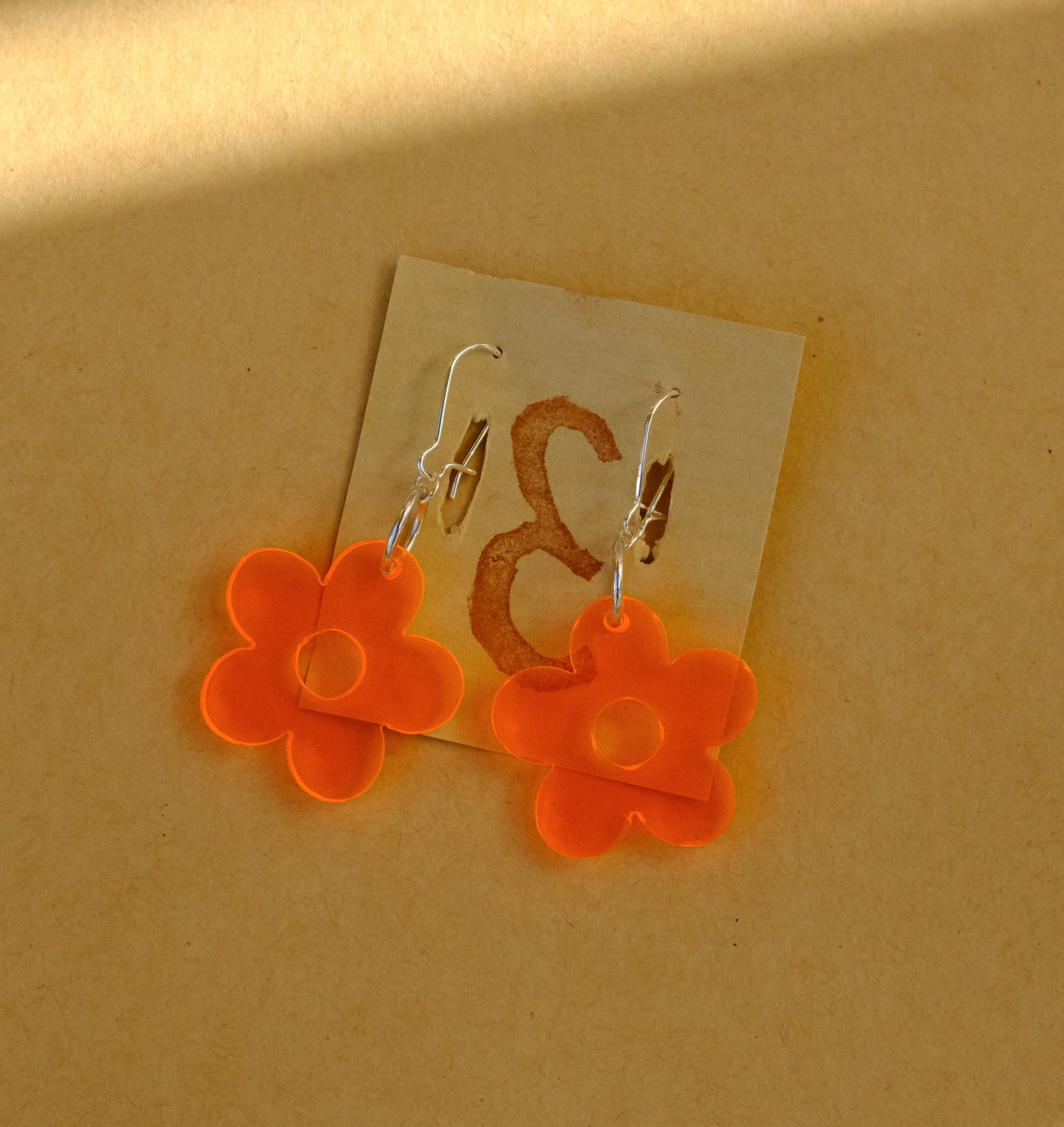Earrings large orange flowers silver plated
