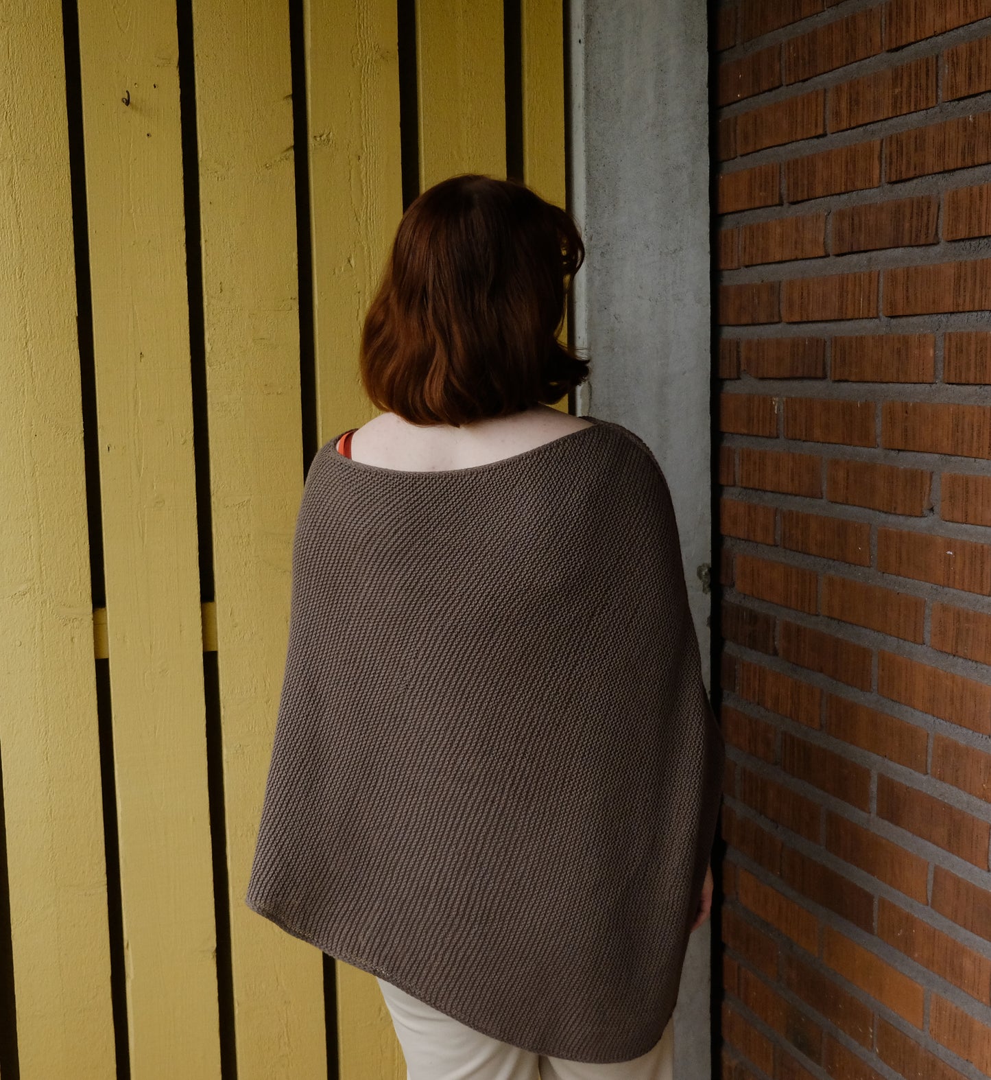Perla Poncho stickmönster