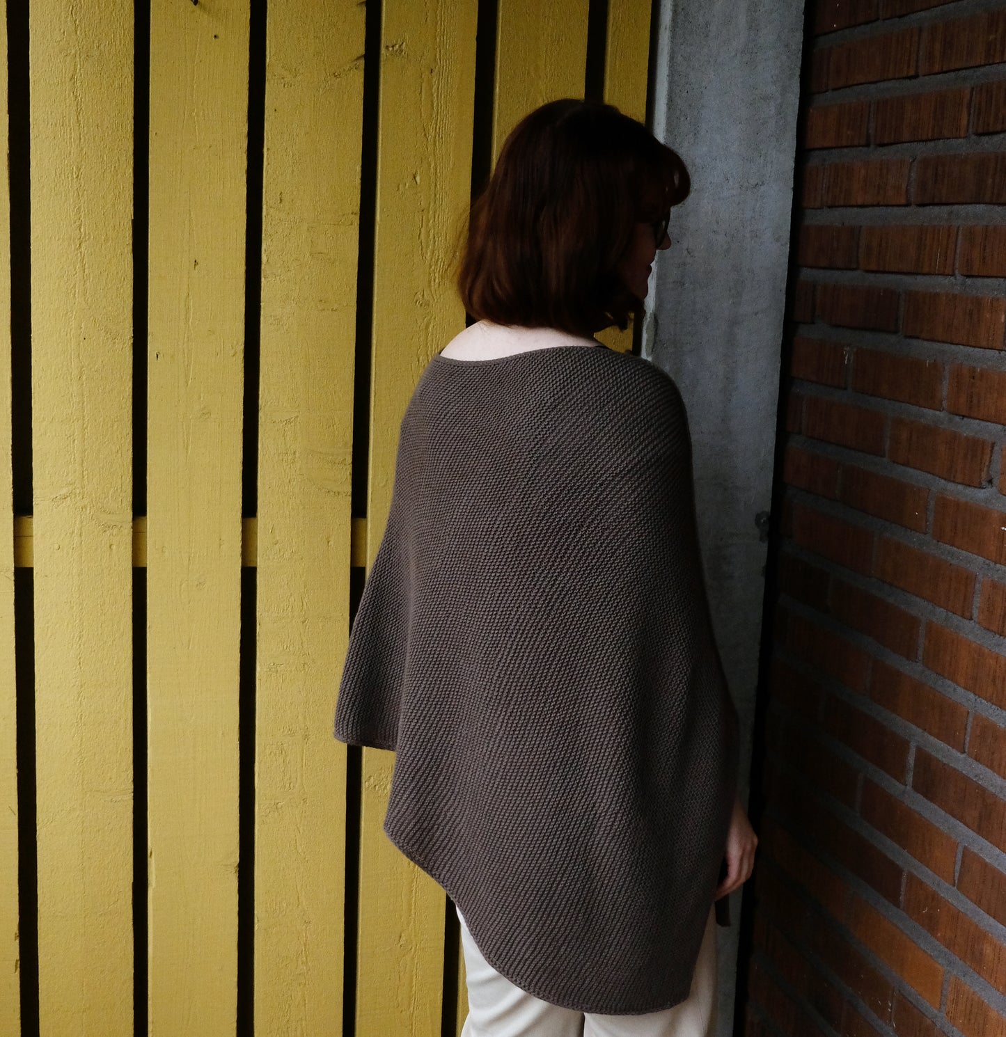 Perla Poncho stickmönster