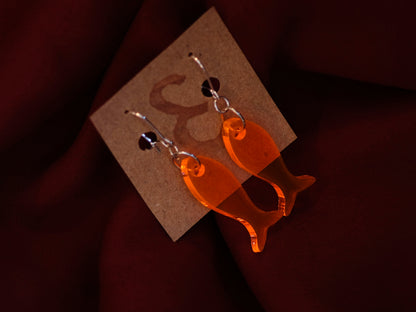 Örhängen orange fiskar silverpläterad