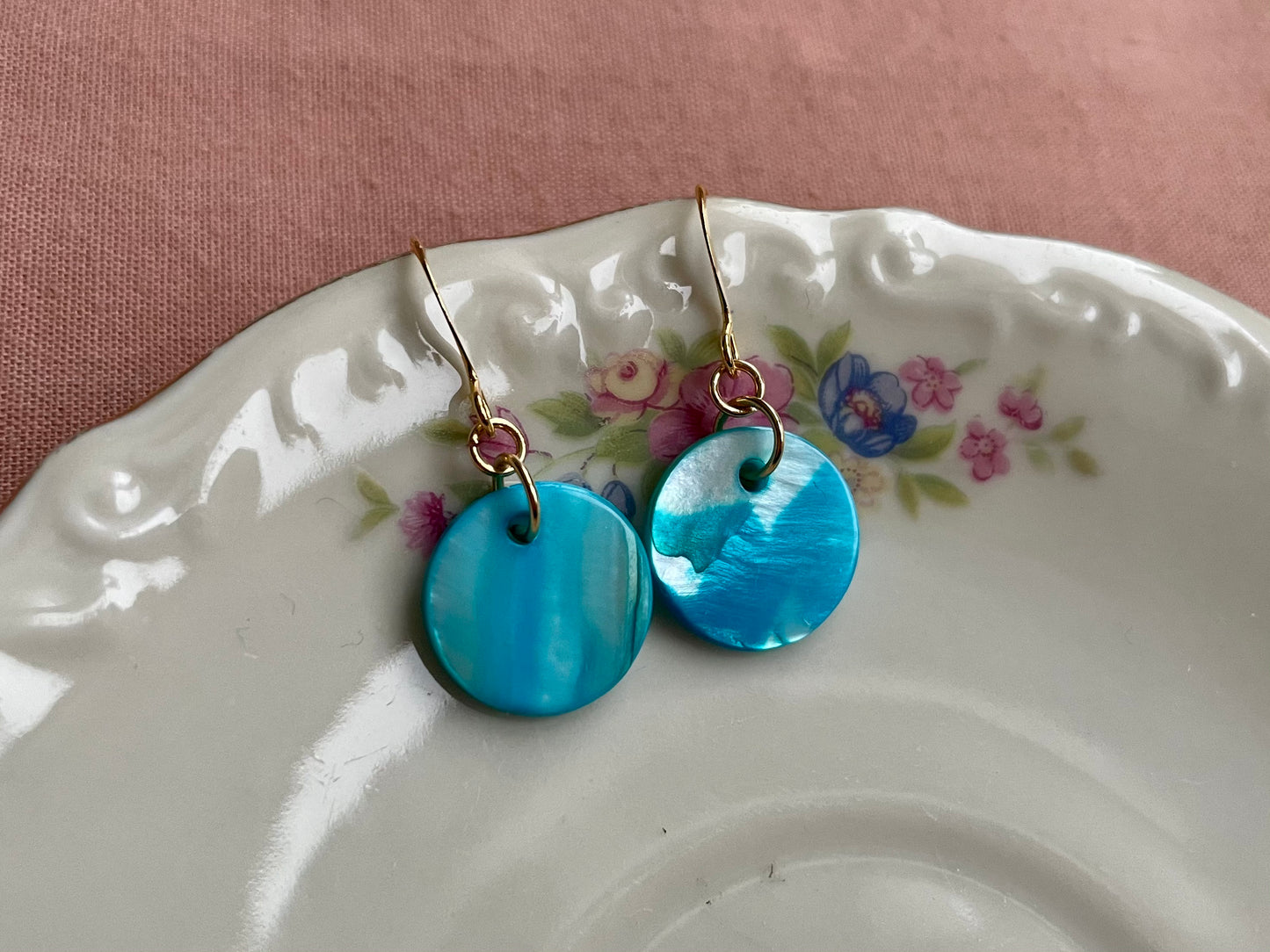 Turquoise mother-of-pearl earrings